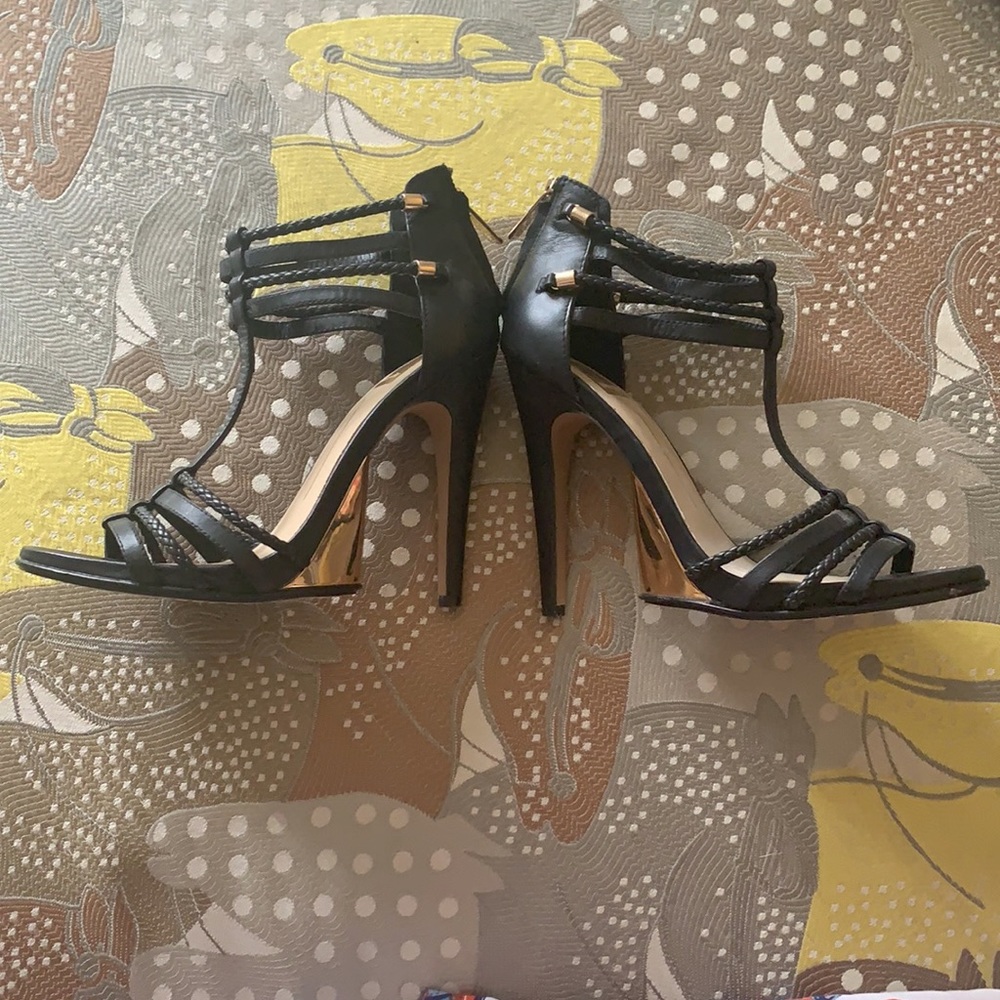Black & Gold -Dolce Vita Heels
